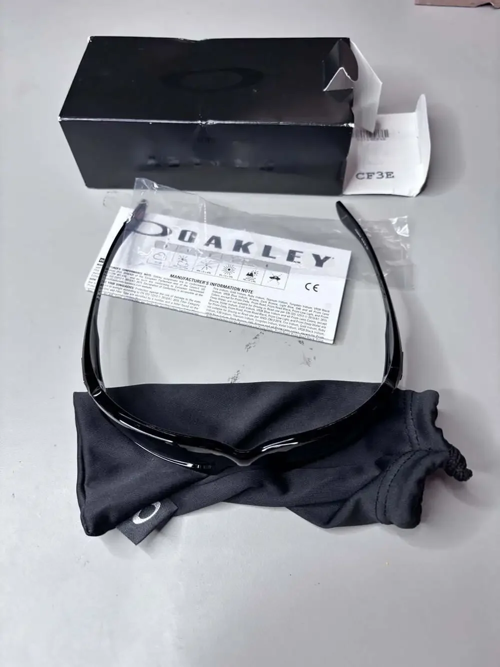 New Oakley Sunglasses OO9238 FIVES SQUARED 923810 Black gray